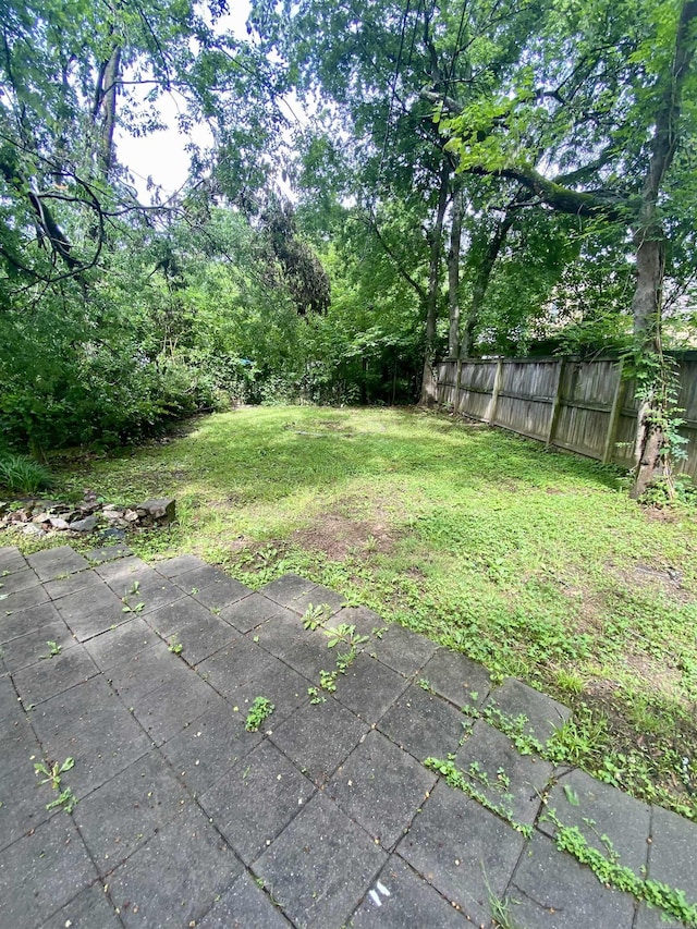 816 N Polk, Little Rock, AR 72205 - view of yard with a patio