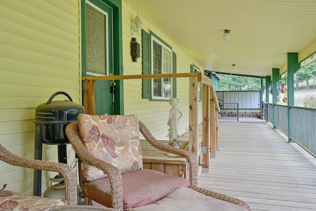 1702 Carolina Dr, Mena, AR 71953 - view of porch