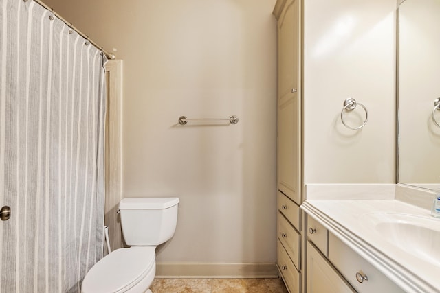 4 Bellegarde Dr, Little Rock, AR 72223 - bathroom with toilet, vanity, baseboards, and curtained shower