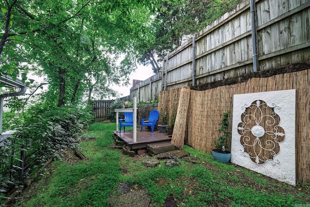 321 Hazel St, Hot Springs, AR 71901 - fenced backyard featuring a deck
