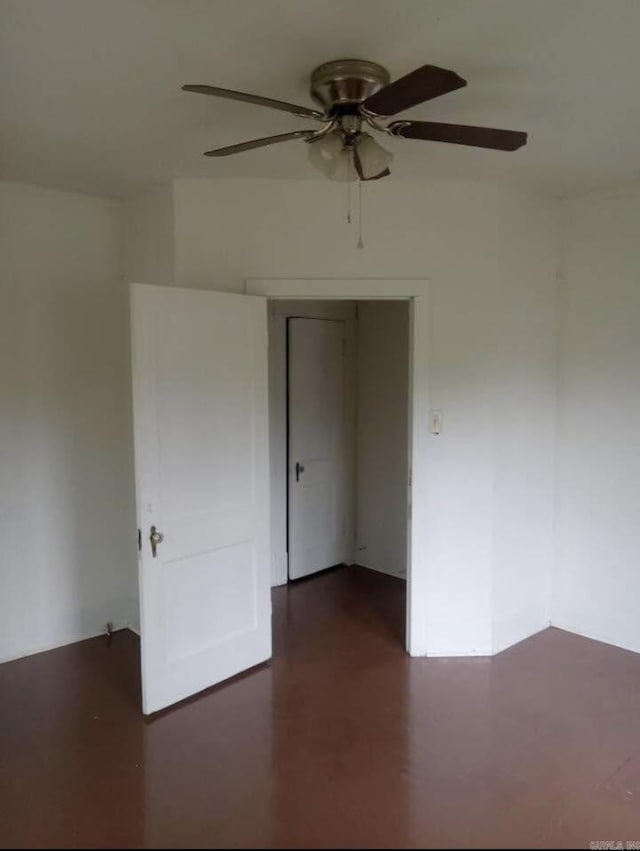1700 Moss St, North Little Rock, AR 72114 - unfurnished room with a ceiling fan