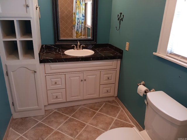 1000 Gum Springs Rd, Searcy, AR 72143 - bathroom with toilet and vanity