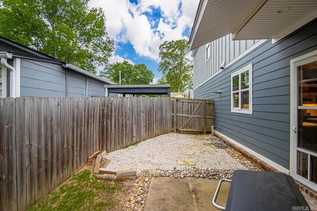 305 W Cross St, Benton, AR 72015 - view of yard featuring a gate