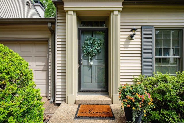 3501 Oakwood Rd Unit 9, Little Rock, AR 72202 - entrance to property featuring a garage