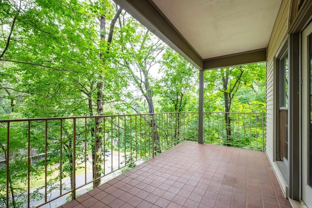 3501 Oakwood Rd Unit 9, Little Rock, AR 72202 - view of balcony