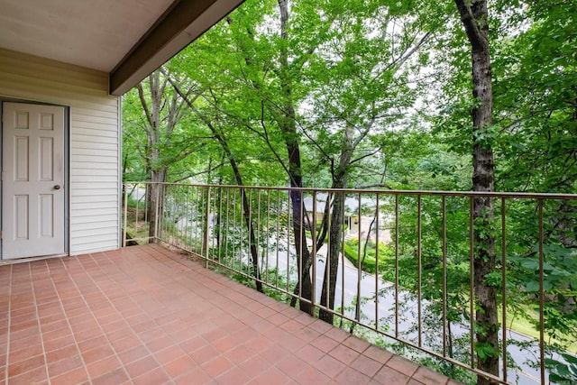 3501 Oakwood Rd Unit 9, Little Rock, AR 72202 - view of balcony
