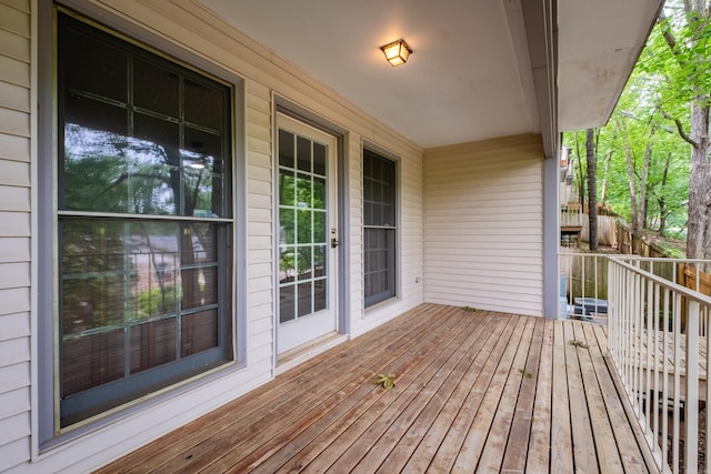 3501 Oakwood Rd Unit 9, Little Rock, AR 72202 - view of deck