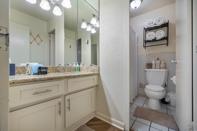 740 Weston Rd Unit 512-C, Hot Springs, AR 71913 - full bathroom with vanity, toilet, tile patterned floors, and curtained shower