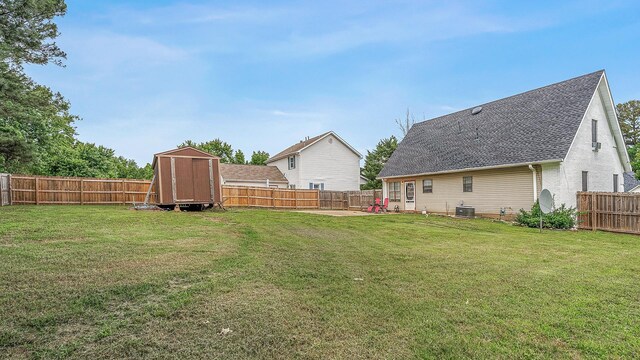 1301 Golf Crse, Jonesboro, AR 72404 - view of yard with central AC unit
