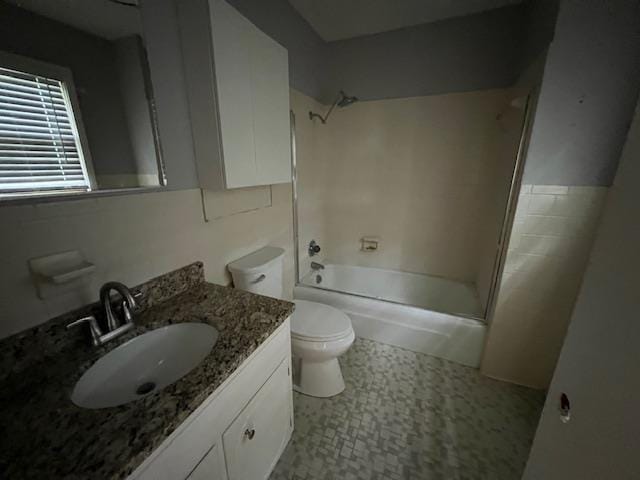 2308 Shoshoni Dr, Jonesboro, AR 72401 - bathroom featuring shower / bath combination, toilet, and vanity