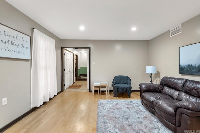 2006 Gunpowder Rd, Little Rock, AR 72227 - living area with light wood-type flooring, recessed lighting, and baseboards
