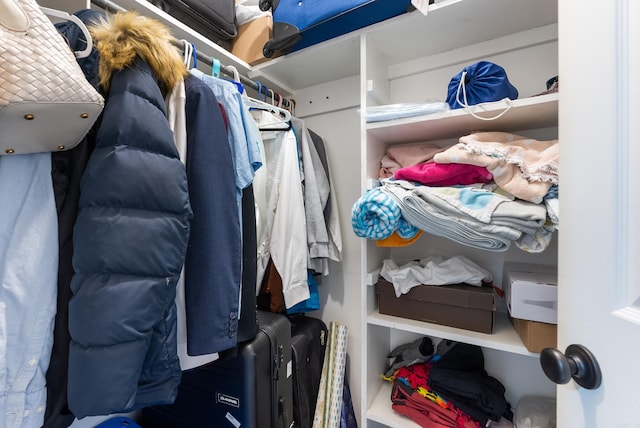 1 Forest Brook Ct, Little Rock, AR 72211 - view of walk in closet