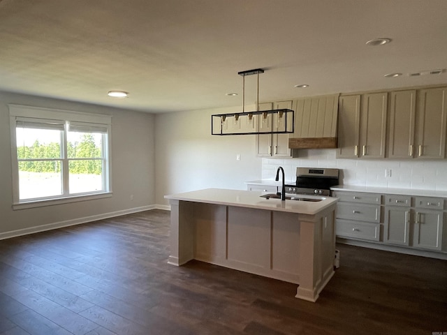 10683 W Miller Sardis, Bauxite, AR 72011 - kitchen featuring a sink, dark wood-style floors, baseboards, light countertops, and recessed lighting