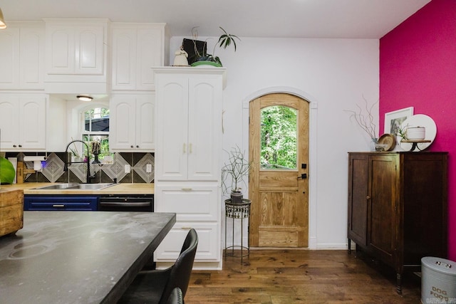 1112 Lawrence Ln, Benton, AR 72019 - dining space with dark wood-type flooring