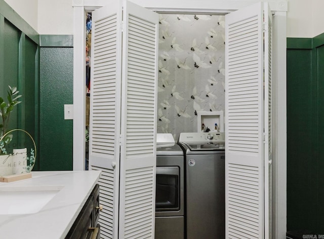 1112 Lawrence Ln, Benton, AR 72019 - washroom with washing machine and dryer