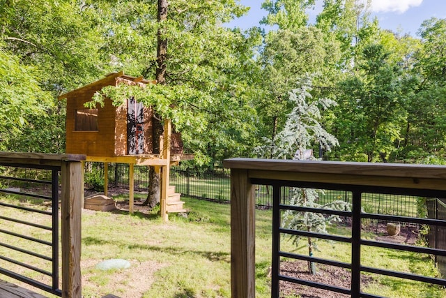 1112 Lawrence Ln, Benton, AR 72019 - view of yard