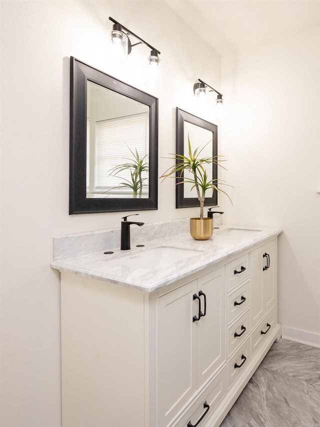 15 Brandywine Ln, Little Rock, AR 72227 - full bath featuring double vanity, marble finish floors, and baseboards