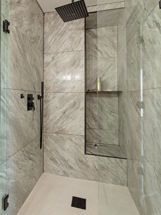 15 Brandywine Ln, Little Rock, AR 72227 - full bath with a shower stall