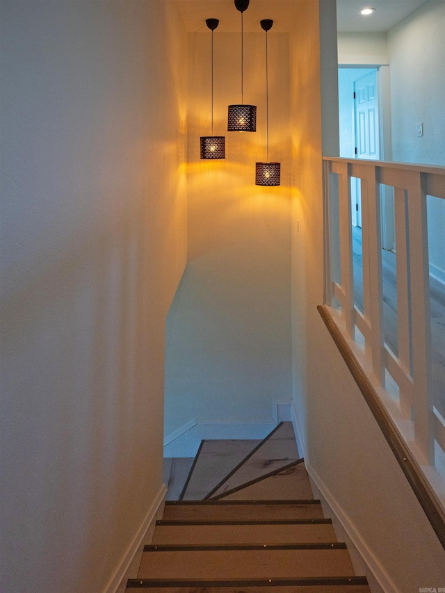 15 Brandywine Ln, Little Rock, AR 72227 - stairway featuring baseboards