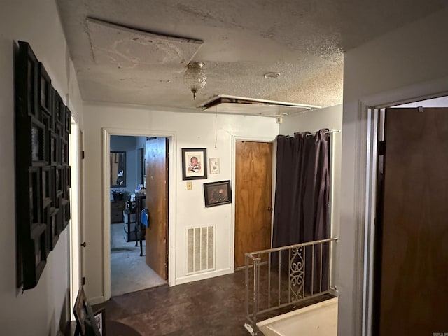 6625 Chateau Dr, Little Rock, AR 72209 - corridor with concrete floors