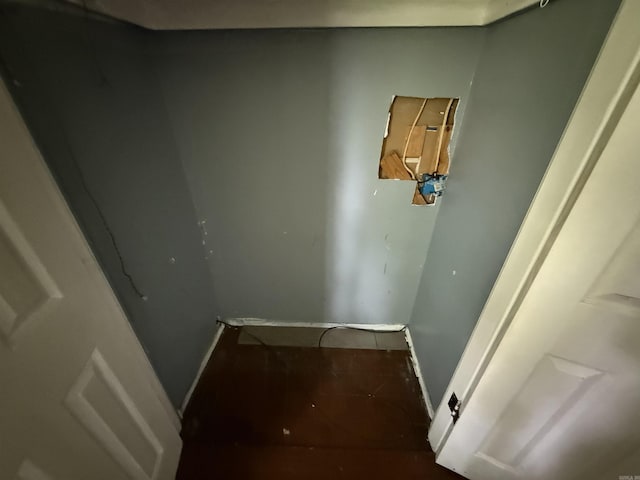 414 E 1st St, Rector, AR 72461 - detailed view of baseboards