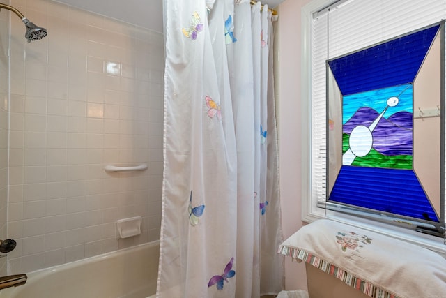 90 Silver Point Dr, Mount Ida, AR 71957 - full bath featuring shower / bathtub combination with curtain