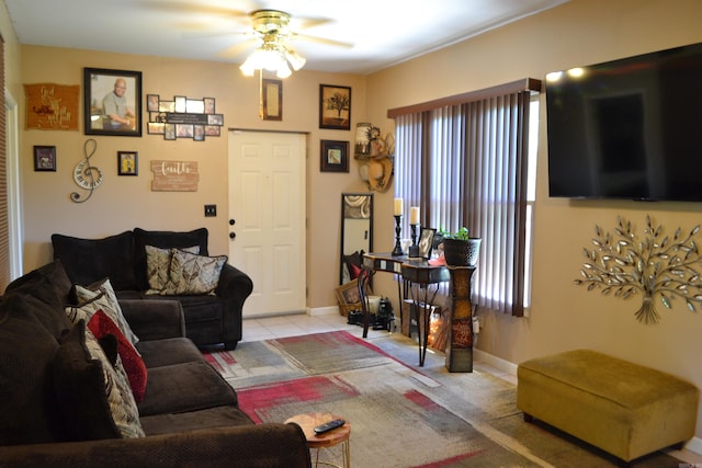 423 W Saint Louis St, Hot Springs, AR 71913 - tiled living room with a ceiling fan and baseboards