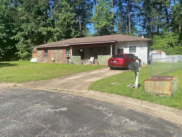 6 Hills Ct, Arkadelphia, AR 71923 - view of front of house featuring driveway