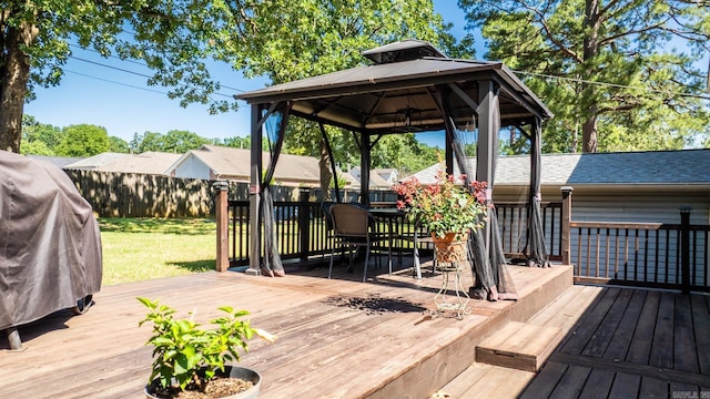 2 Timber Ridge Ct, Little Rock, AR 72211 - deck with a gazebo