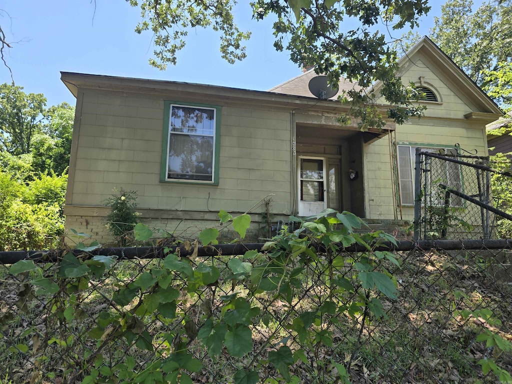 1609 W Charles Bussey Ave, Little Rock, AR 72202 - view of front of house