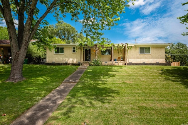 4500 Glenmere Rd, North Little Rock, AR 72116 - ranch-style house with crawl space, brick siding, and a front yard