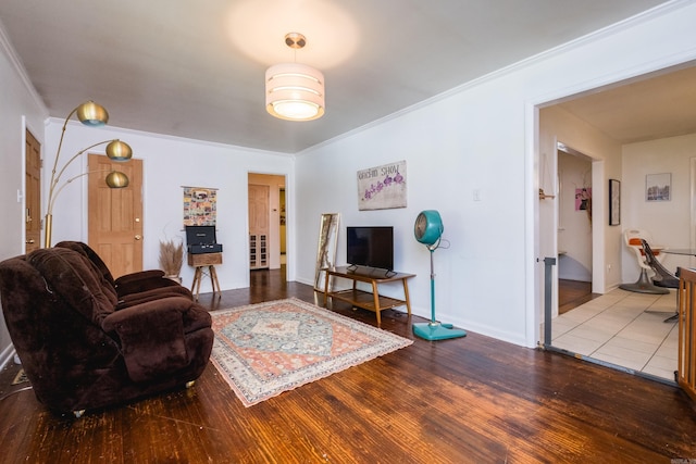 4500 Glenmere Rd, North Little Rock, AR 72116 - living room with wood finished floors, ornamental molding, and baseboards
