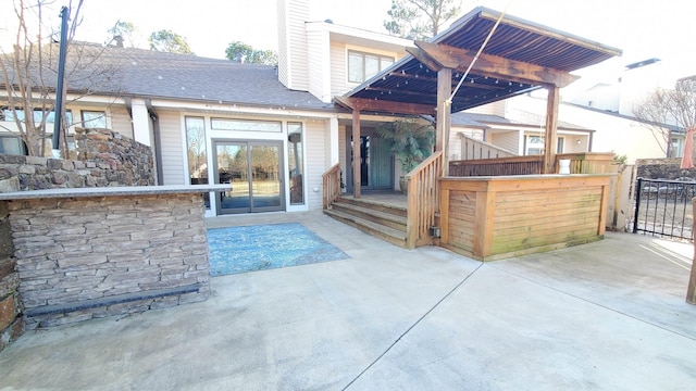24 Fairway Woods Cir, Maumelle, AR 72113 - back of house featuring a patio