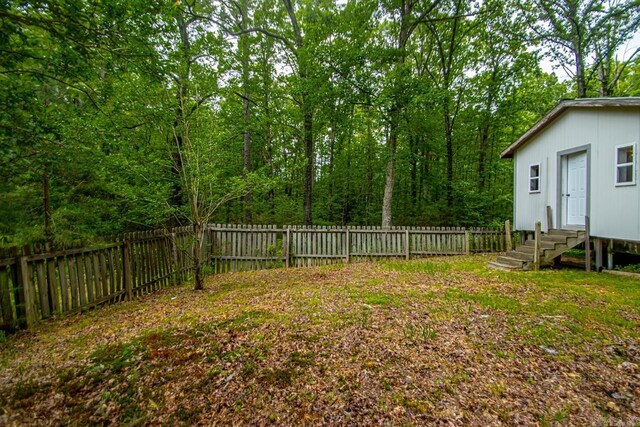 766 Grant 735 Rd, Sheridan, AR 72150 - fenced backyard with entry steps