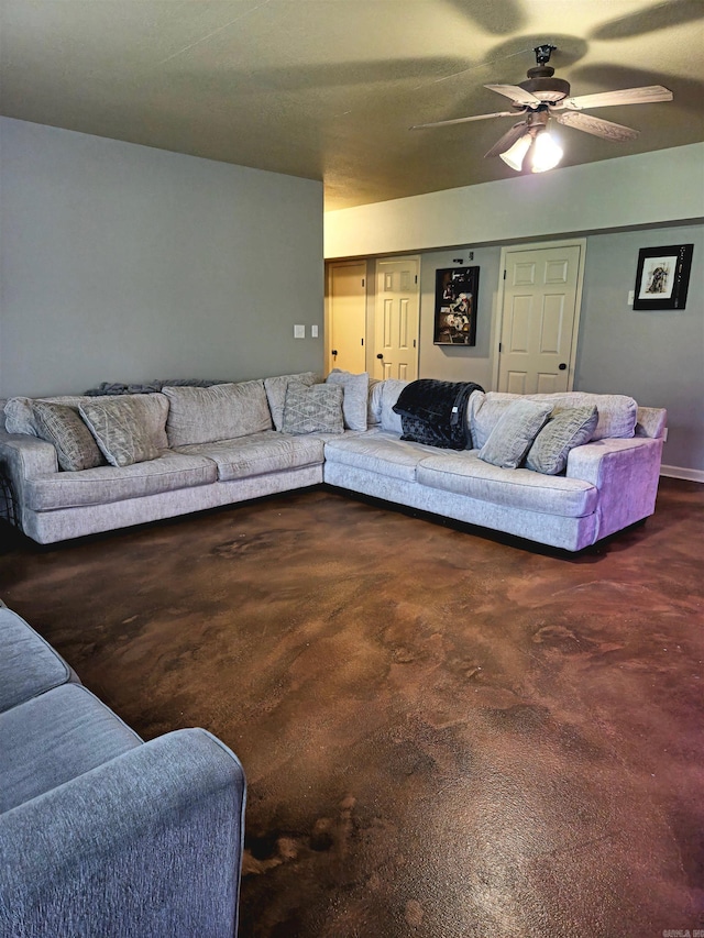 2000 Boundary Oaks Dr, Jonesboro, AR 72404 - carpeted living room with a ceiling fan