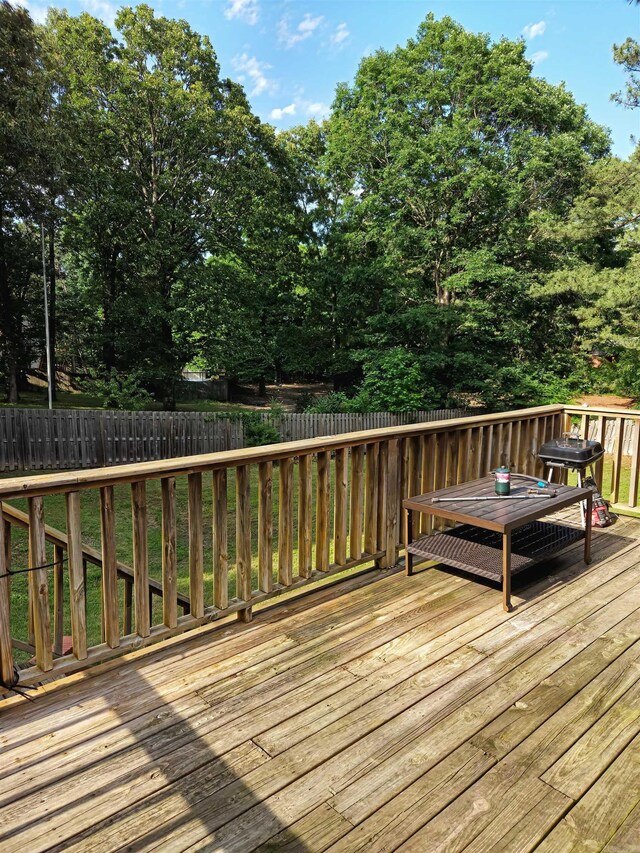 2000 Boundary Oaks Dr, Jonesboro, AR 72404 - view of wooden terrace