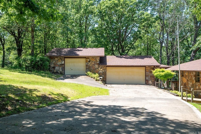 265 Zebulin Dr, Heber Springs, AR 72543 - view of front facade with stone siding, driveway, and a garage
