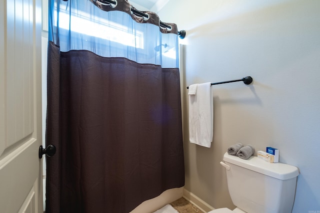 6 W Lake Ln, Little Rock, AR 72210 - full bathroom with toilet and a shower with shower curtain