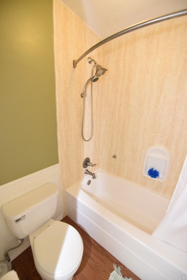 135 Hillview Dr Unit 82, Fairfield Bay, AR 72088 - full bath with toilet, shower / tub combo with curtain, and wainscoting