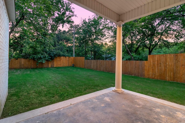 1615 N Garland Ave, Fayetteville, AR 72703 - view of yard with a patio