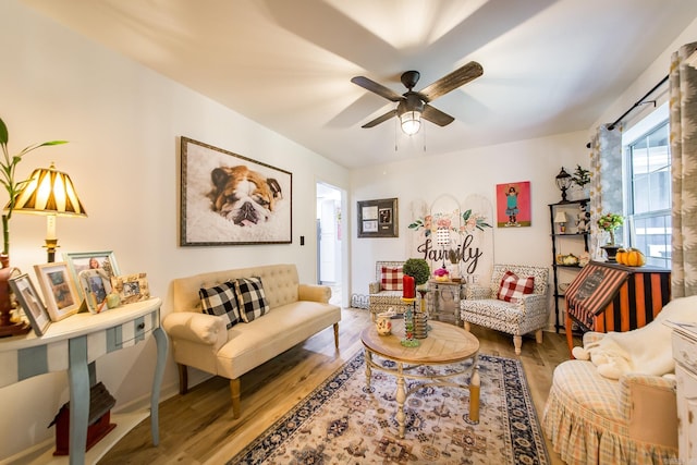 100 Hidgen Rdg, Higden, AR 72067 - living room featuring wood finished floors and a ceiling fan