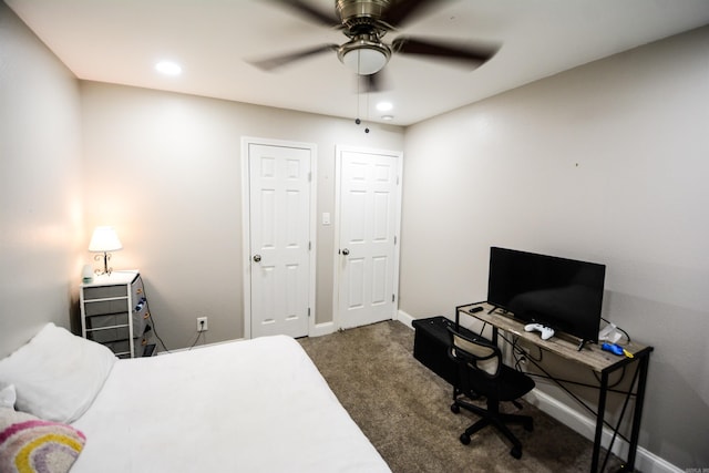 bedroom featuring carpet floors, baseboards, a ceiling fan, and recessed lighting
