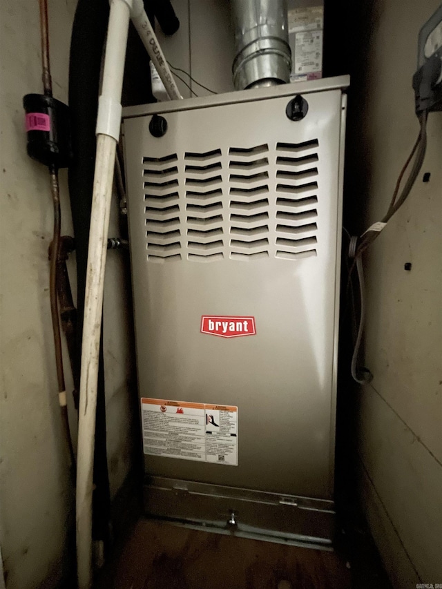101 Chula Vista Rd, El Dorado Springs, AR 71730 - utilities featuring heating unit