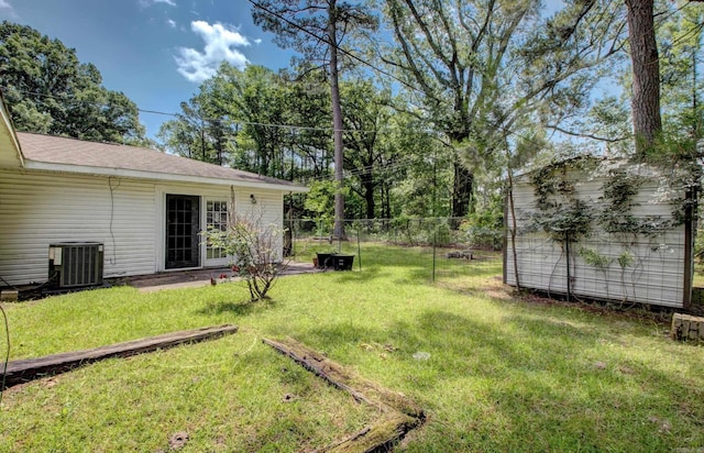 32 Bonnie Park Dr, Pine Bluff, AR 72601 - view of yard with central AC unit