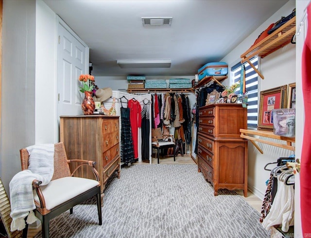366-370 Restful Ridge Rd, Hot Springs, AR 71913 - walk in closet featuring wood finished floors