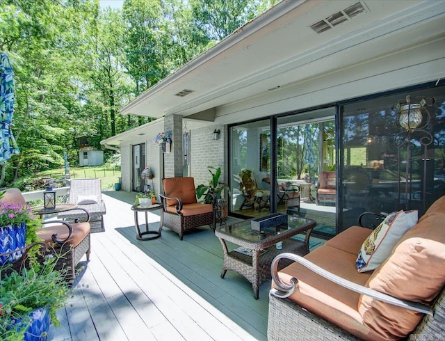 366-370 Restful Ridge Rd, Hot Springs, AR 71913 - wooden terrace with an outdoor hangout area