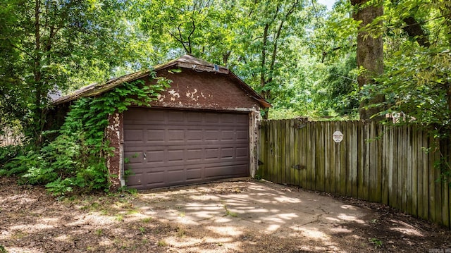 1405 Fair Park Blvd, Little Rock, AR 72204 - view of detached garage