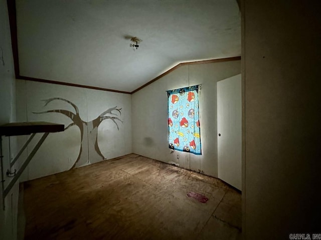 4530 Hwy 8 E, Mena, AR 71953 - bonus room featuring lofted ceiling