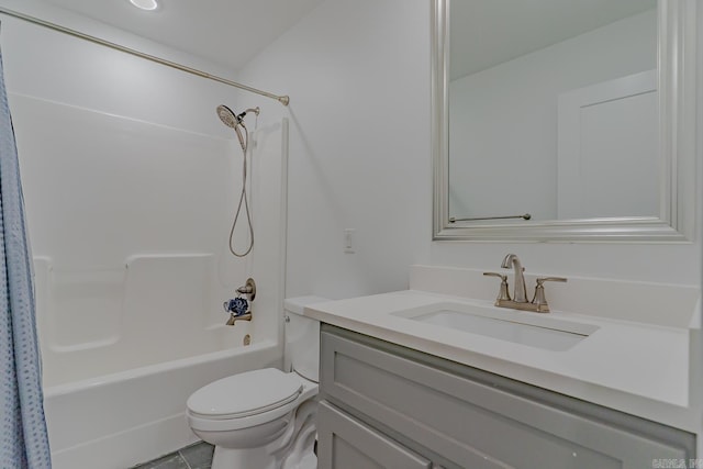 1500 S Church St, Jonesboro, AR 72401 - full bathroom featuring vanity, toilet, and shower / bath combination with curtain