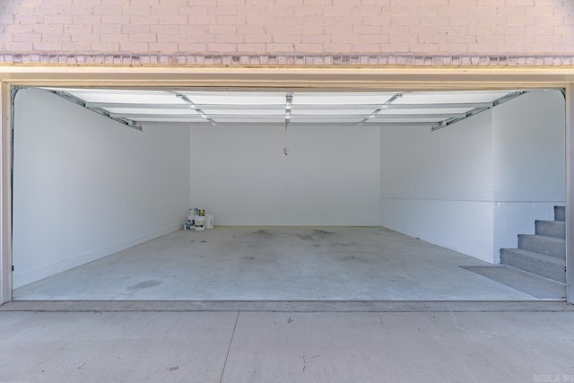 1500 S Church St, Jonesboro, AR 72401 - view of garage